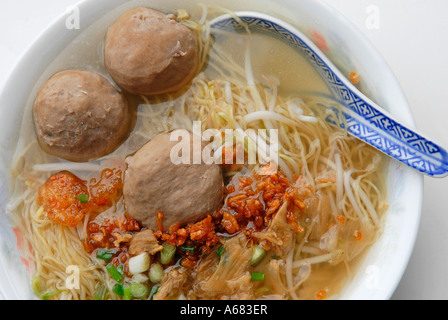 Soupe de nouilles avec des boulettes de viande, Macao, Chine Banque D'Images