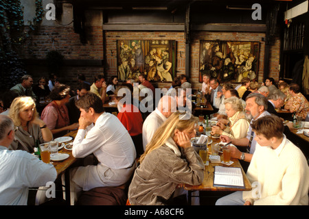 Allemagne, Francfort, Adolf Wagner applewine tavern, Sachsenhausen Banque D'Images