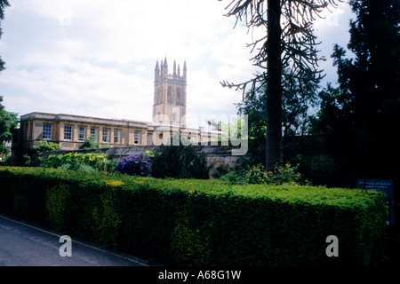 La Tour Rose de Magdalen College Lane et le Jardin Botanique Banque D'Images