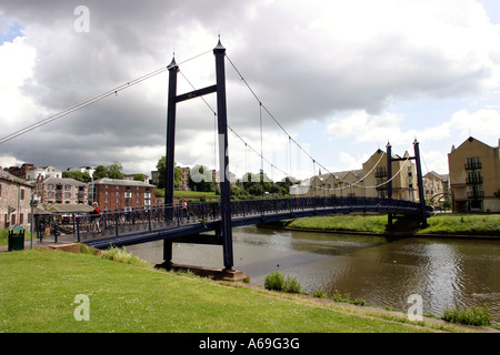 UK Angleterre Exeter Devon Cricklepit Pont sur la rivière Exe Banque D'Images