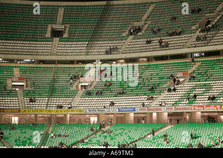 Est vide de Ruiz de Lopera stadium quelques heures avant un match Banque D'Images