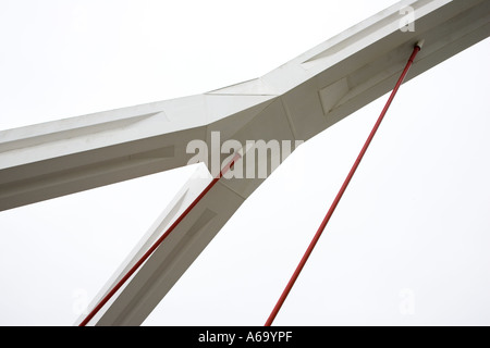 Détail de la Barqueta bridge, Séville, Espagne Banque D'Images