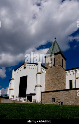 Vue extérieure du bâtiment du sanctuaire à l'abbaye de Gethsemani Trappist en Ohio Banque D'Images