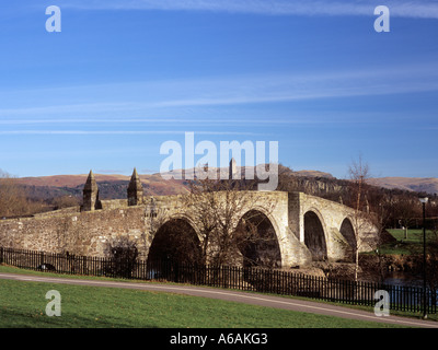 15E SIÈCLE VIEUX PONT SUR STIRLING Stirling Ecosse UK rivière Forth Banque D'Images