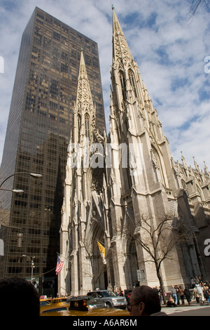 Cathédrale St Patricks Cinquième Ave New York City NY USA Banque D'Images