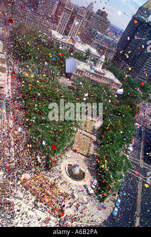 Ruban de téléscripteur parade New York Lower Manhattan première parade de la guerre du Golfe Bâtiment municipal Hôtel de ville USA Banque D'Images