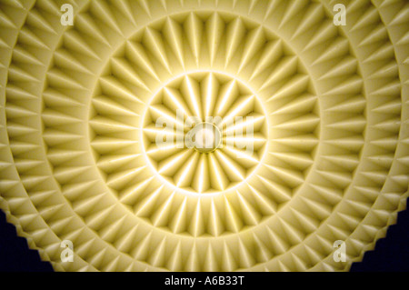 Art plastique arty design pattern abat-jour rétro années 70 années 70 lightshade couleur couleur fashion style élégant allumé Banque D'Images