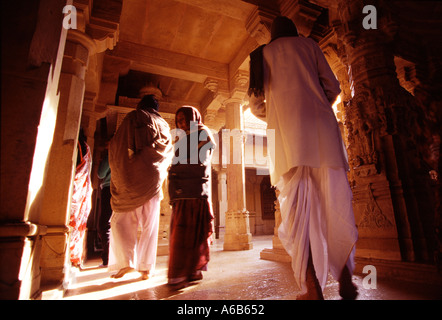 L'Inde Jaisalmer à l'intérieur d'un temple au Fort jainist Banque D'Images