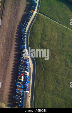 Vue aérienne de cabanes de plage près de la jetée de Hampton Herne bay Banque D'Images