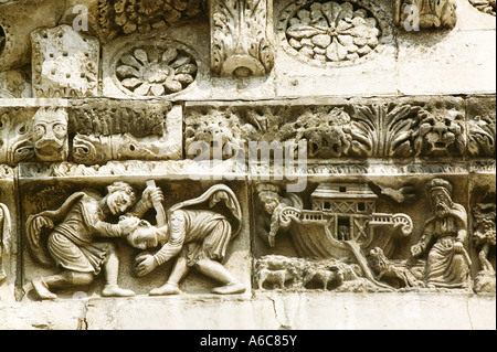 Cathédrale saint-CASTOR - Nîmes - Gard - LANGUEDOC-ROUSSILLON - FRANCE Banque D'Images