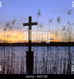 Le lac de Starnberg Starnberg Haute-bavière Allemagne mémoire près de Berg cross pour le roi Louis II de Bavière qui est mort à cette Banque D'Images