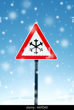 Inscrivez-neige attention Achtung Schild Schnee Banque D'Images