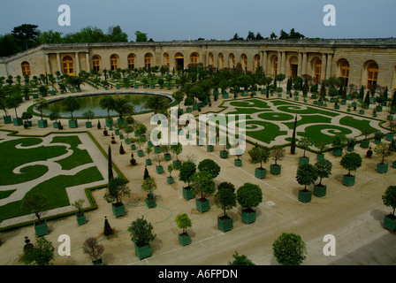 Vue de dessus de la plus célèbre dans le monde jardin Jardins de Versailles en France Banque D'Images