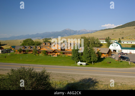 CHICO HOT SPRINGS MONTANA USA Chico Hot Springs Resort dispose de piscines géothermiques dans la vallée du Paradis Banque D'Images