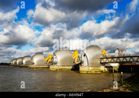 Thames Flood Barrier à Greenwich, Londres, Angleterre, Royaume-Uni Banque D'Images