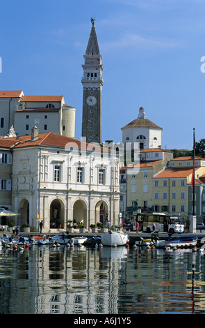 Port et centre historique de Piran, Slovénie, région de Primorska Banque D'Images