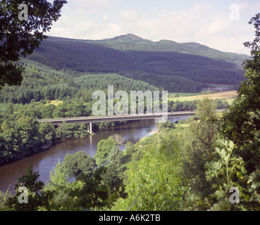 Le Jubilé Pont sur la rivière Tay Perthshire, en Écosse. GPLM 2418-247. Banque D'Images
