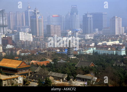 Zhanshan Temple Stupa Qingdao Shandong Chine Asie du Sud-Est asiatique chinois Banque D'Images