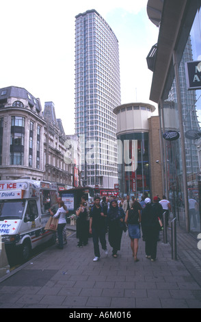 Centre Point de Tottenham Court Road London London England Banque D'Images