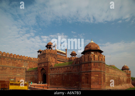 Entrée principale du Fort Rouge AD 1648 Old Delhi Inde Banque D'Images