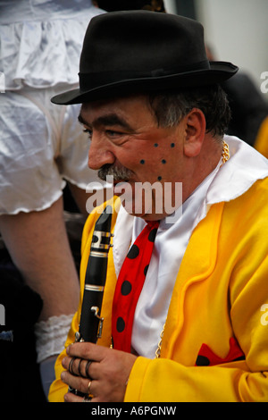 Musicien au Carnaval de La Chèvre de Skyros SKYROS Festival îles grecques Grèce Hellas Banque D'Images