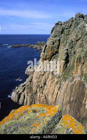 Résumé des pierres à Gwennap Head à West Cornwall County England UK Banque D'Images