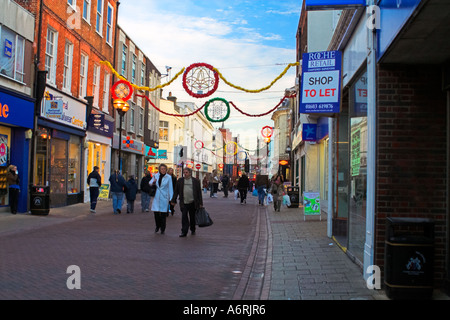 Ipswich shopping rue Westgate temps de Noël Banque D'Images