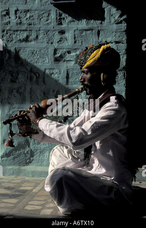 L'Asie, l'Inde, Jodhpur, Rajasthan, charmeur de serpent, (MR) Banque D'Images