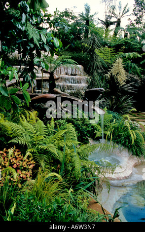 Le jardin de la Nouvelle-Zélande au Chelsea Flower Show 2004, LONDRES, ANGLETERRE Banque D'Images