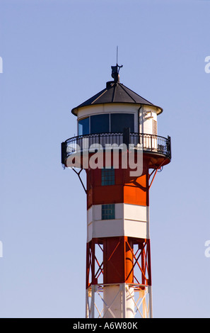 Ancien phare à Elbe, Altes Land Area près de Hambourg, Basse-Saxe, Allemagne Banque D'Images