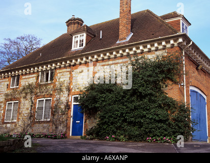 FARNHAM SURREY UK Février Ce bâtiment était à l'origine le bloc stable et fonctionnaires quarts de la palais des évêques à Farnham Banque D'Images