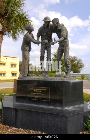 Bataan Corregidor World War II Memorial 2 au centre-ville historique de Kissimmee Floride FL Banque D'Images