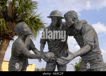 Bataan Corregidor World War II Memorial 2 au centre-ville historique de Kissimmee Floride FL Banque D'Images