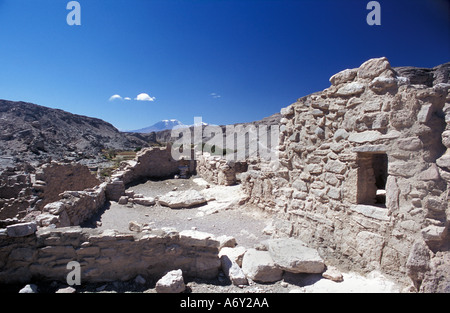 Pukara de Lasana ruines archéologiques de vallée de la culture Lickanantai Lasana N Chili abandonné en 1540 excursion populaire Banque D'Images