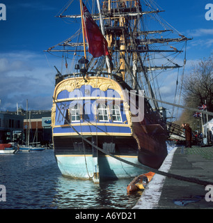 Réplique de HM Bark Endeavour navigué par le capitaine James Cook en voyage d'exploration dans le Pacifique 1768. Photographié à Bristol Banque D'Images