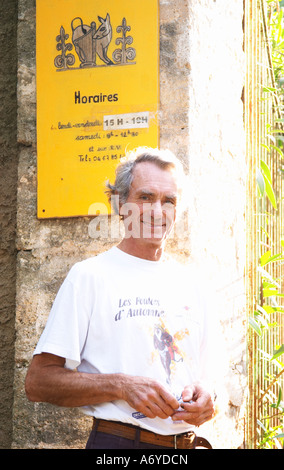 Michel Moreau Domaine de Terre Megere, Cournonsec, Montpellier. Gres de Montpellier. Languedoc. Propriétaire viticulteur. La France. L'Europe. Banque D'Images