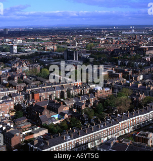 Vue sur la ville à partir de la cathédrale anglicane de Liverpool roof Banque D'Images