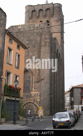 La cathédrale en pierre de lave de basalte noir. Ville d'Agde. Languedoc. La France. L'Europe. Cathédrale St Etienne du 12 siècle. Banque D'Images