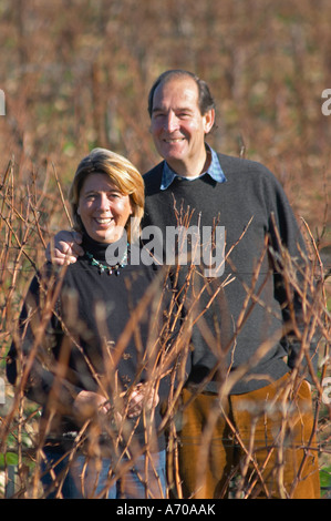 Jan et Caryl Panman Château Rives-Blanques. Limoux. Languedoc. Propriétaire viticulteur. La France. L'Europe. Vignoble. Banque D'Images