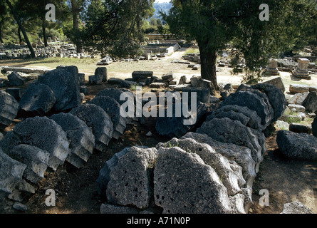 Géographie / voyage, Grèce, Olympia, sanctuaire de Zeus depuis le VIIe siècle avant J.-C., vestiges de colonnes, sports, historiques, historiques, anciens, antiquités, UNESCO, site du patrimoine mondial, Péloponnèse, Elis, Hellas, septième, monde antique, Banque D'Images