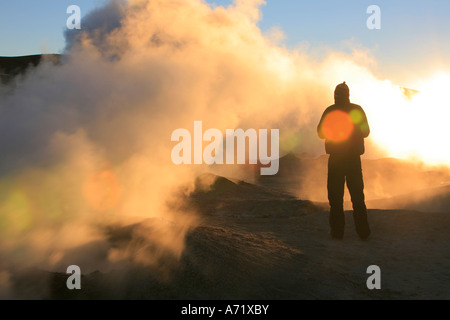 Les fumerolles et les geysers Valle Sol de la Manana Morning Sun Valley dans le sud-ouest de la bolivie Banque D'Images