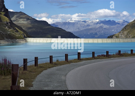 Lac de Barrage de Moiry Banque D'Images