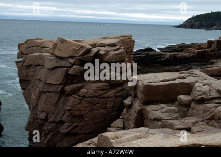 Rock Formation à Thunder Hole Acadia Parc Nat MOI Banque D'Images