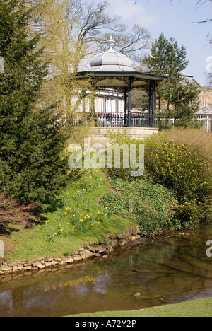 Le kiosque à Buxton's Pavilion Gardens Banque D'Images