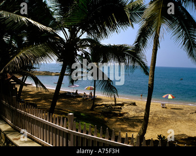 PULINGUDI BEACH À KOVALAM TRIVANDRUM Banque D'Images