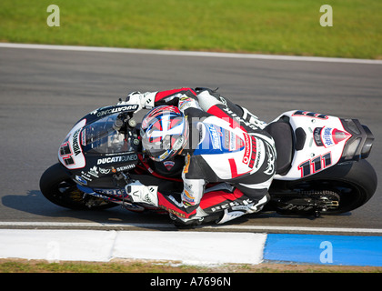 Ruben Xaus, World Super Bike Championship 2007, round 3, Donington Park, Leicestershire. L'équipe Sterilgarda Banque D'Images