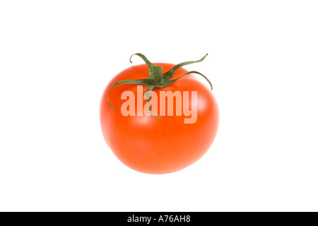 Tomate Rouge Simple avec vitre sur un fond blanc, pur. Banque D'Images