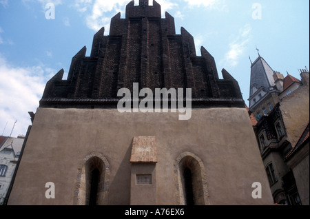 Synagogue Vieille-Nouvelle Prague : Banque D'Images