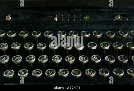 Détail d'un vieux clavier de machine à écrire Banque D'Images