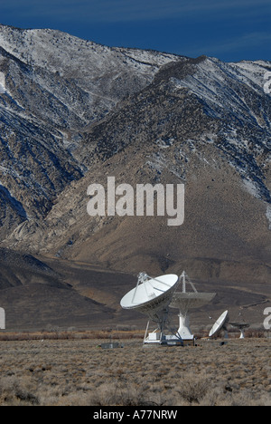 Owens Valley de l'Est de l'antenne contre les Sierras Banque D'Images